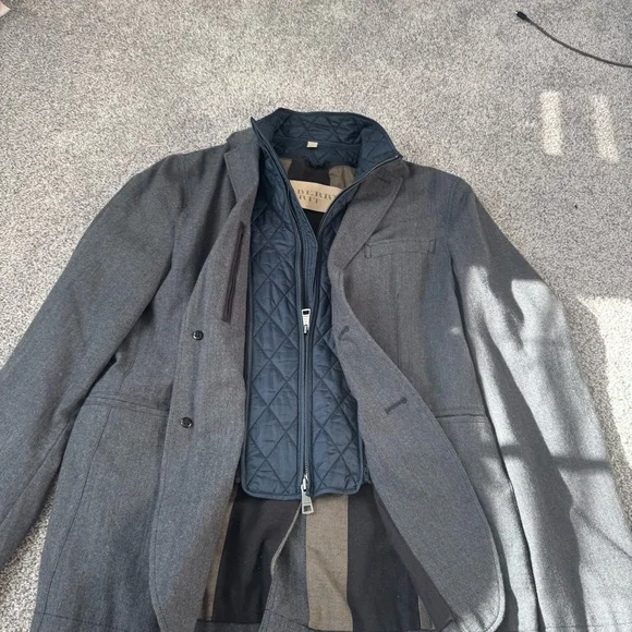 Burberry Brit Navy and Gray Quilted Jacket men’s Medium - zip out “vest” - Picture 3 of 9